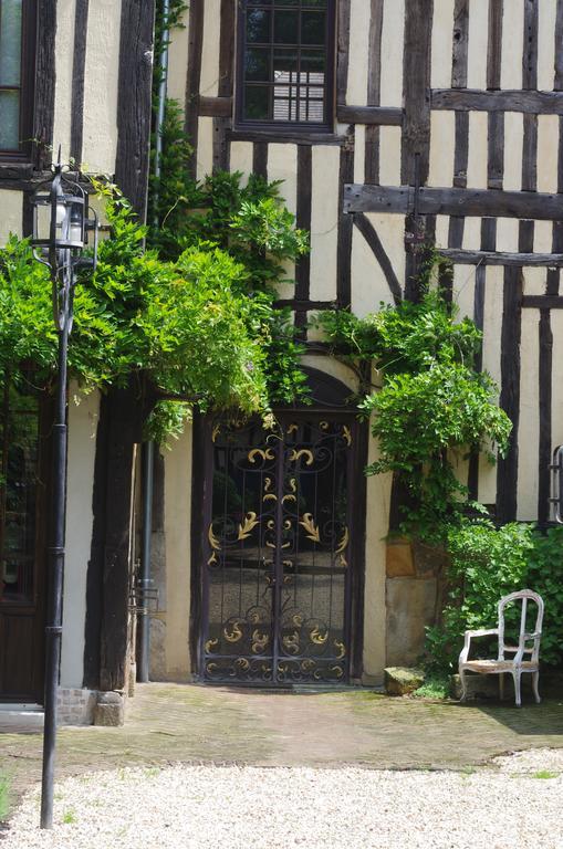 Home Saint Jacques Conches-en-Ouche Экстерьер фото